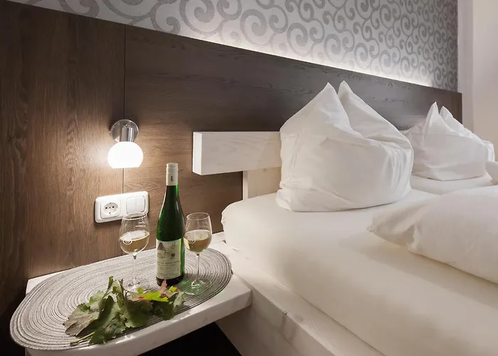 Gaestehaus Wein Im Turm Hotel